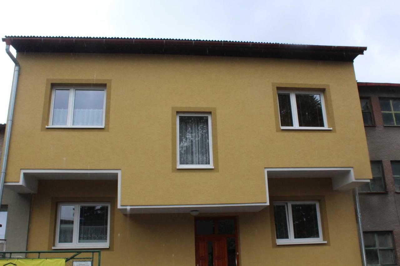 Appartement Privat Bea à Podturen Extérieur photo